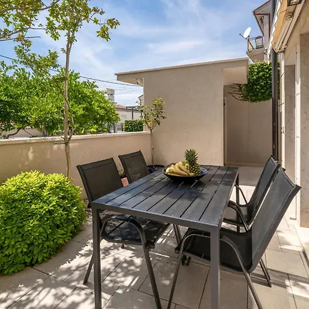 Dita-1 By Interhome * Crikvenica