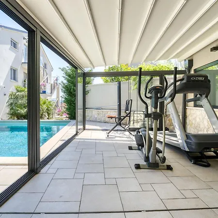 Dita-1 By Interhome *