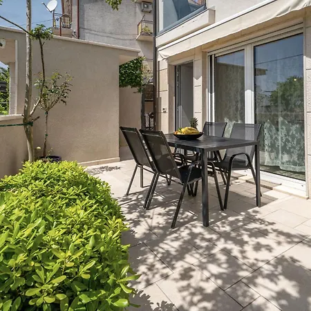 Dita-1 By Interhome Apartman *